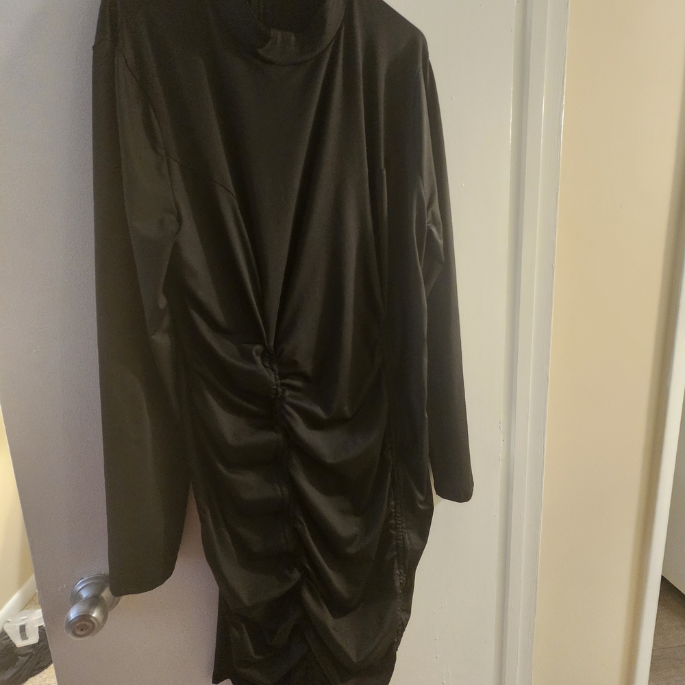 Rebdolls Elegant Black Ruched Long Sleeve Dress